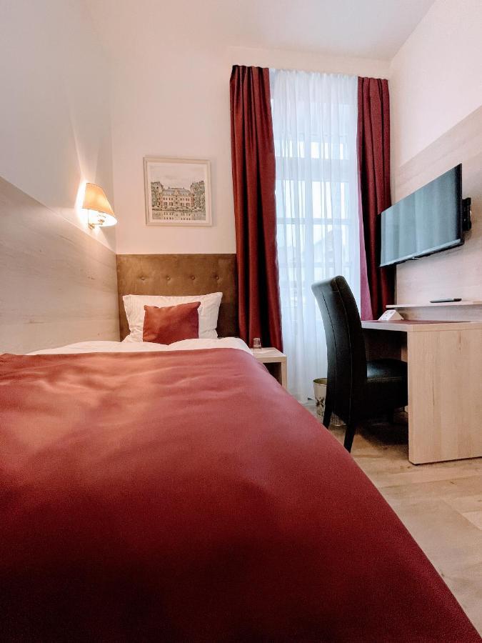 Das Hotel Krone Königswinter Екстериор снимка