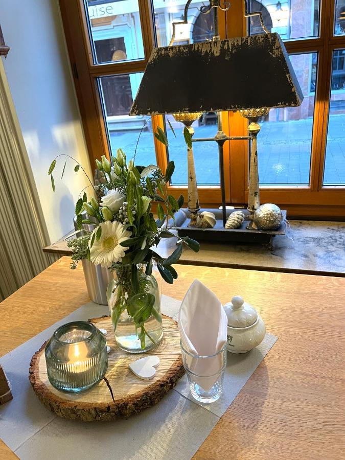 Das Hotel Krone Königswinter Екстериор снимка